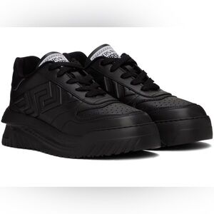 NIB Versace Odessa Black Greca Greek Key Logo Leather Low Top Sneakers 39.5